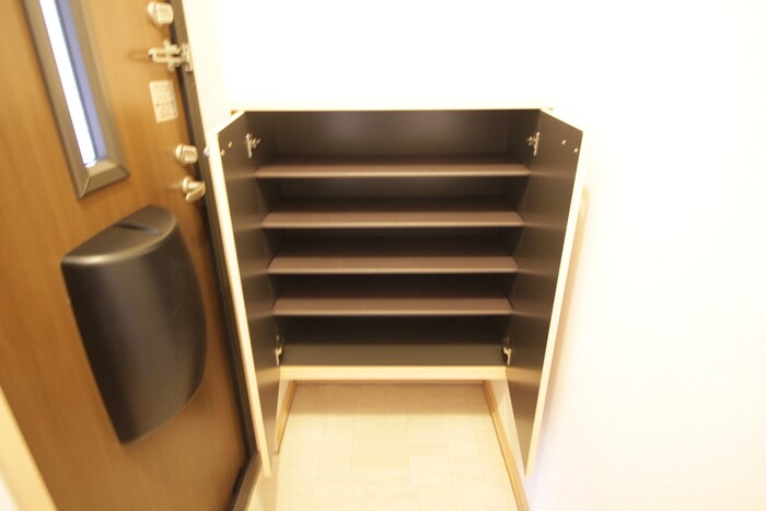 物件内観写真14　(靴箱)