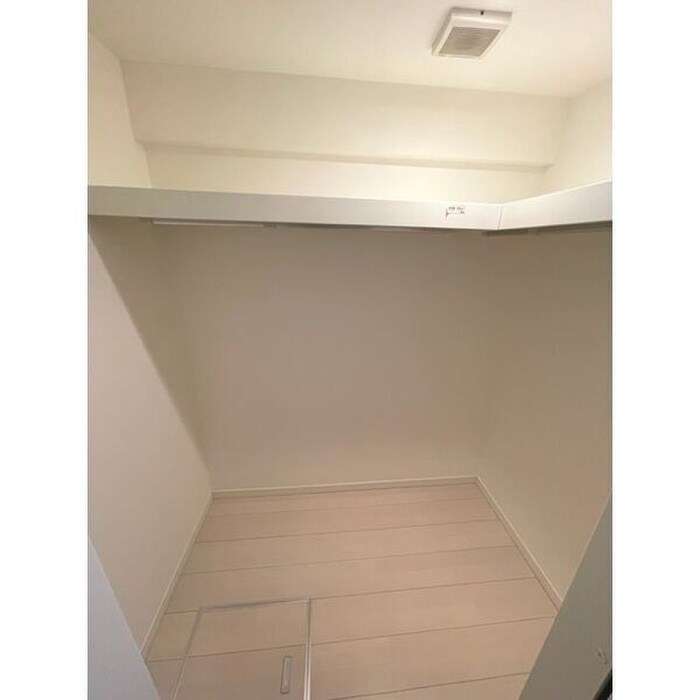 物件内観写真9　(収納)