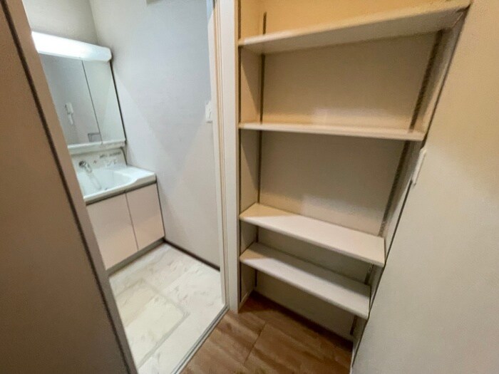 物件内観写真19　(収納)