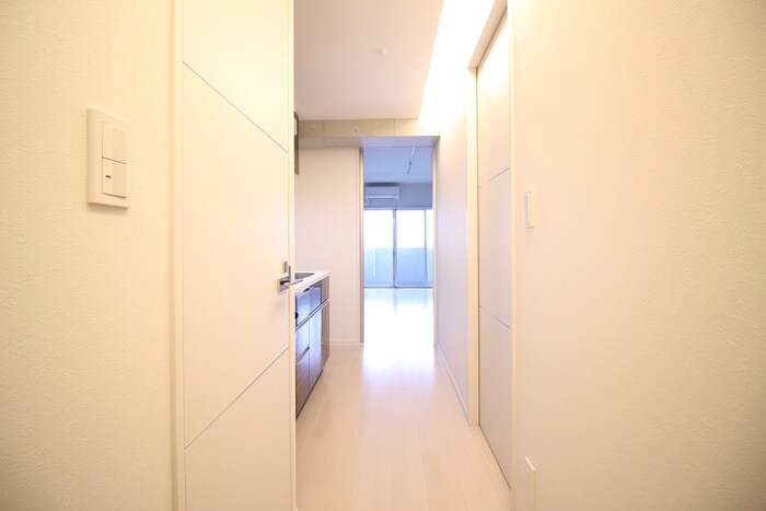 物件内観写真15　(廊下)