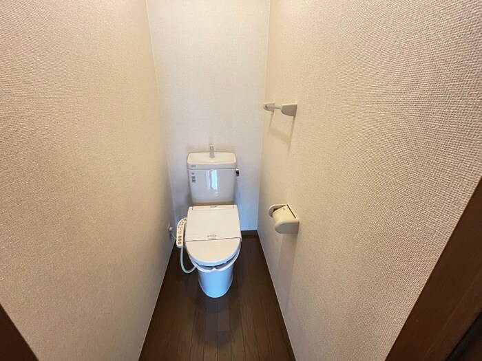 物件内観写真11　(トイレ)