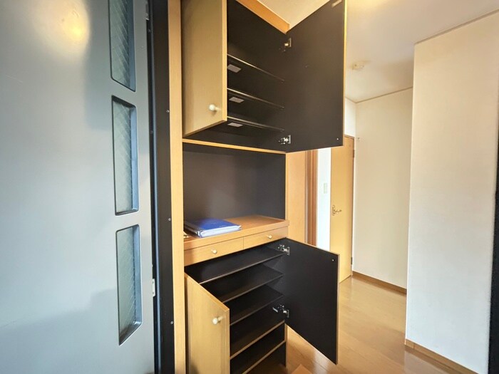 物件内観写真20　(靴箱)