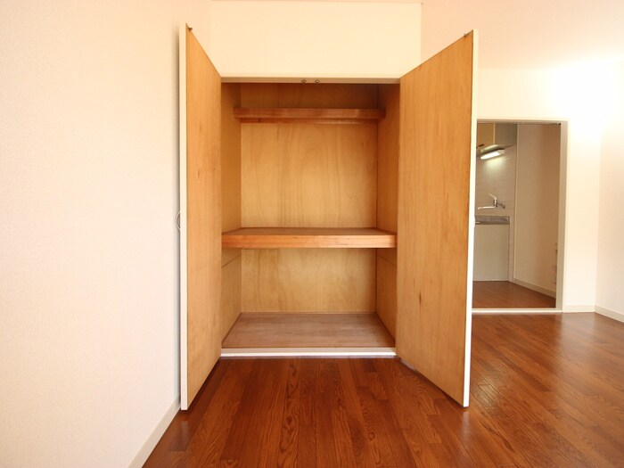 物件内観写真11　(収納)