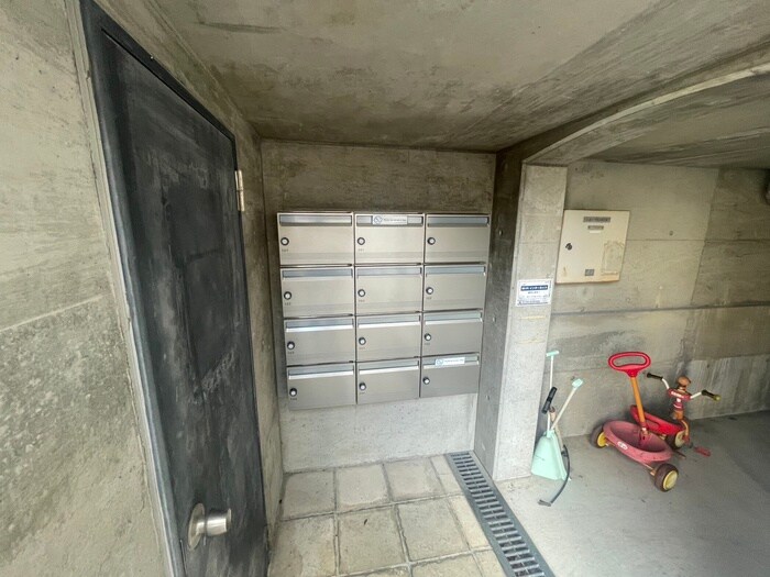 物件外観写真3　(建物設備)