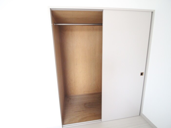 物件内観写真11　(収納)