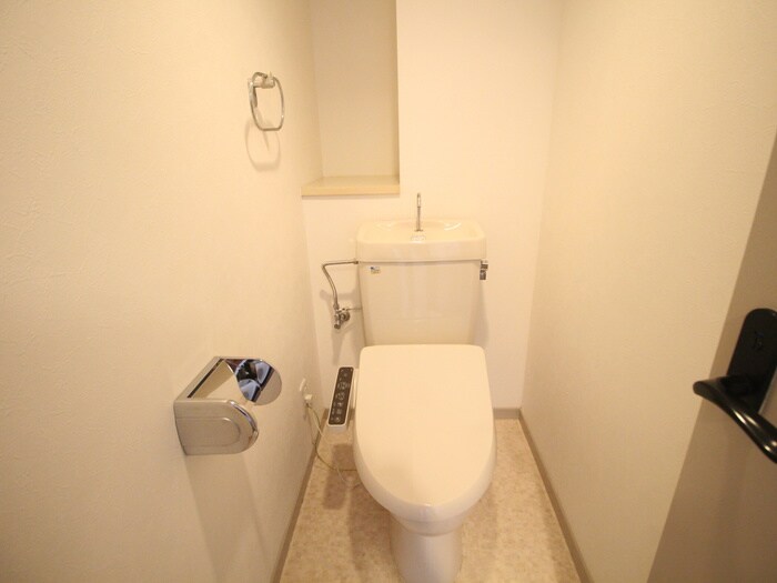 物件内観写真13　(トイレ)