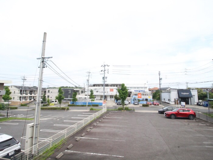 物件内観写真21　(室内からの展望)