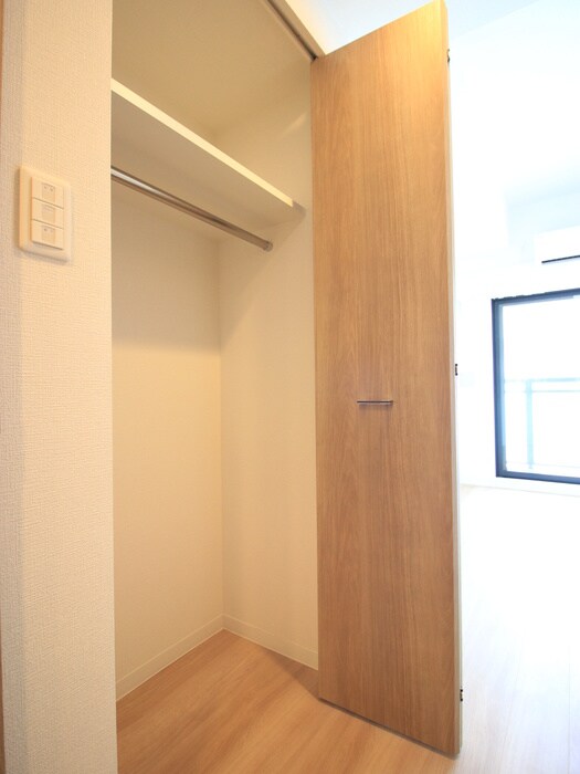 物件内観写真15　(収納)