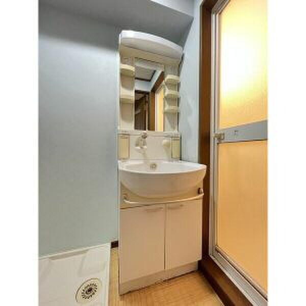 物件内観写真12　(洗面)