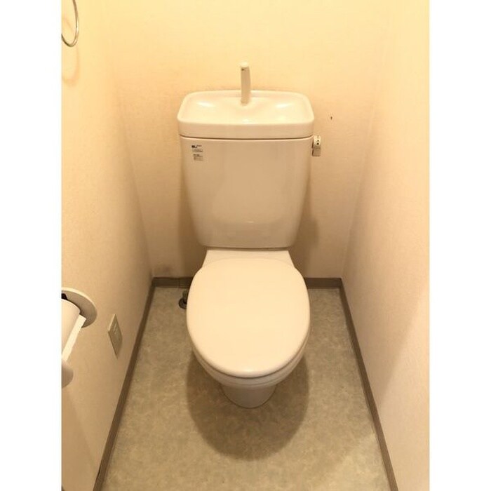 物件内観写真10　(トイレ)