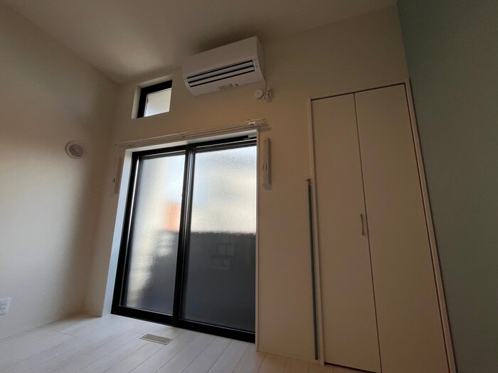 物件内観写真8　(居室)