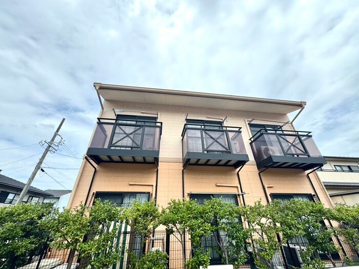 物件外観写真6　(外観写真)