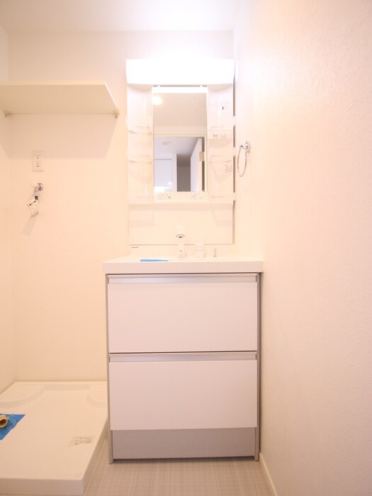 物件内観写真12　(洗面)