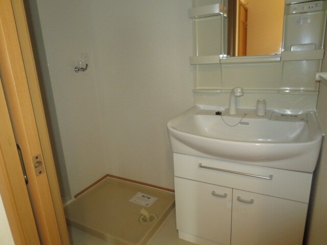 物件内観写真13　(洗面)