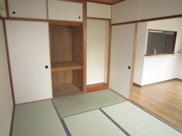 物件内観写真8　(収納)