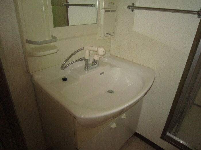 物件内観写真12　(洗面)