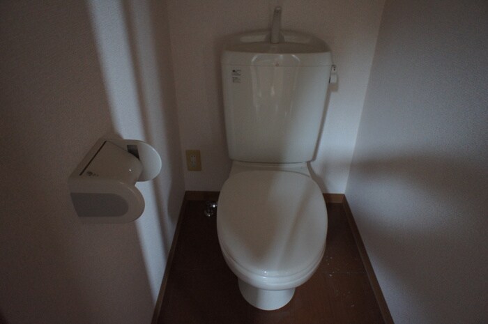 物件内観写真10　(トイレ)