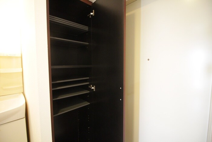 物件内観写真17　(靴箱)