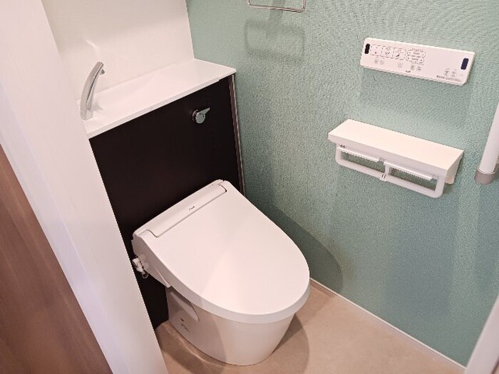 物件内観写真6　(トイレ)