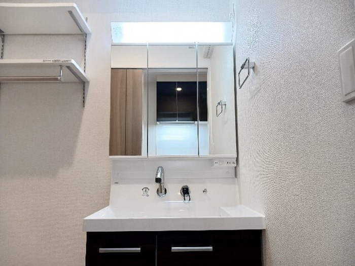 物件内観写真7　(洗面)