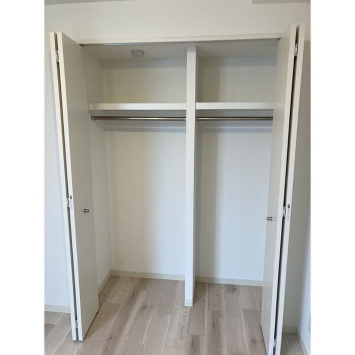 物件内観写真15　(収納)