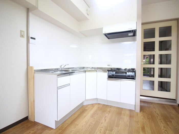 物件内観写真8　(キッチン)