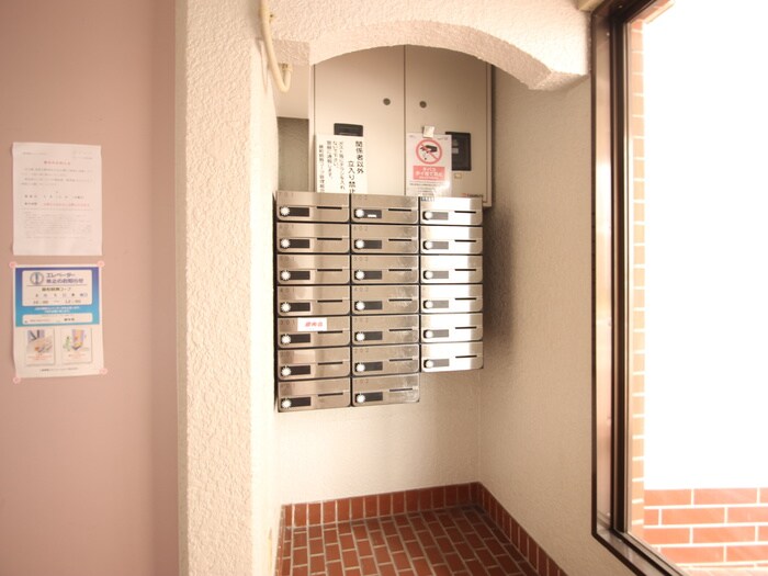 物件外観写真4　(建物設備)