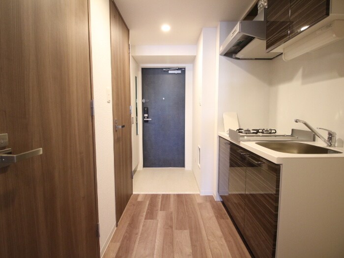 物件内観写真18　(廊下)