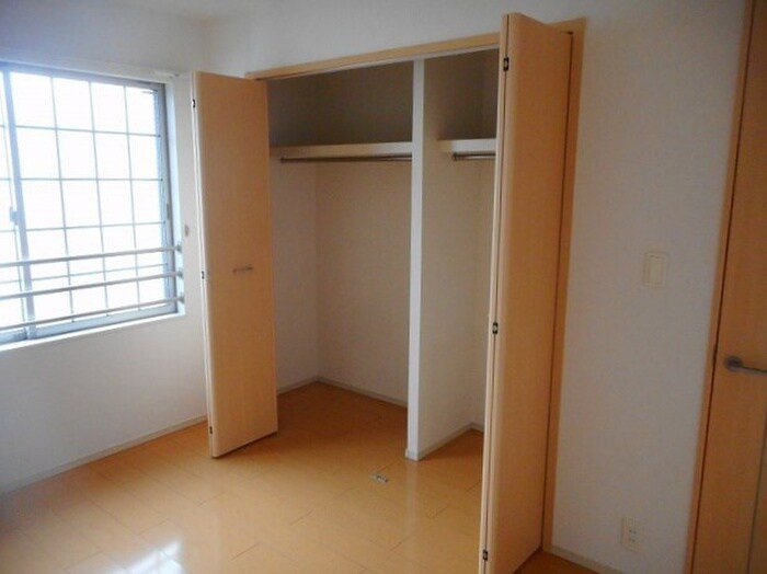 物件内観写真13　(収納)