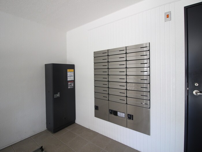 物件外観写真4　(建物設備)