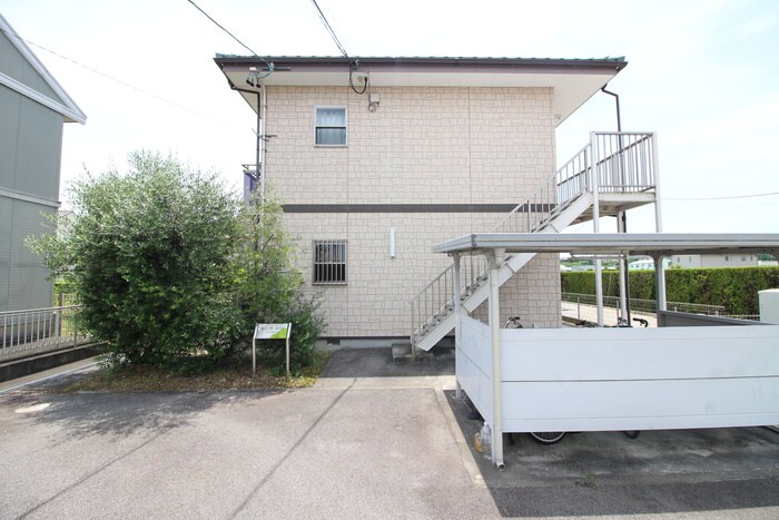 物件外観写真6　(外観写真)