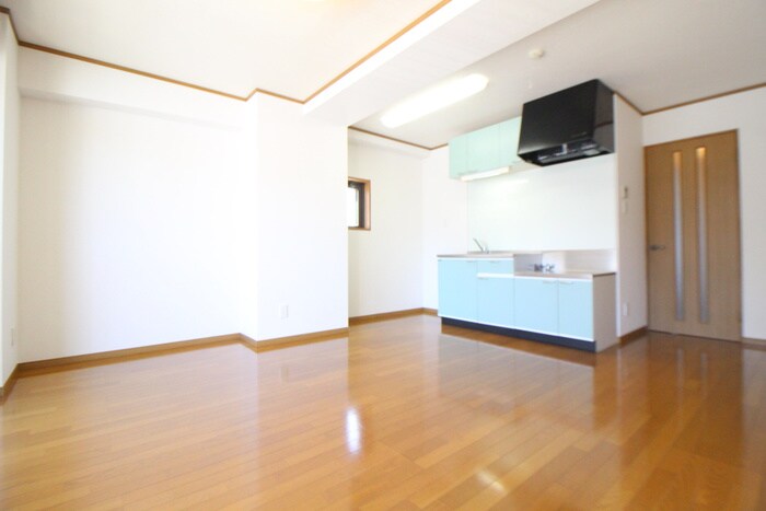 物件内観写真8　(居室)