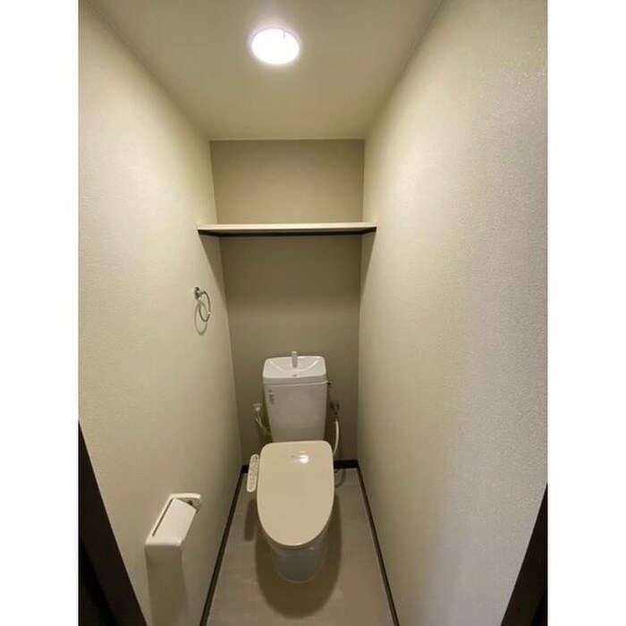 物件内観写真5　(トイレ)