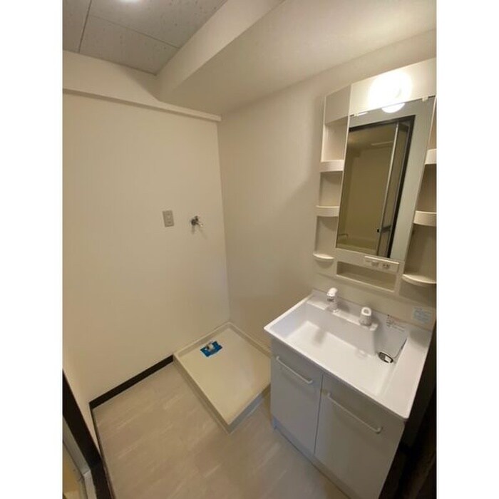 物件内観写真6　(洗面)