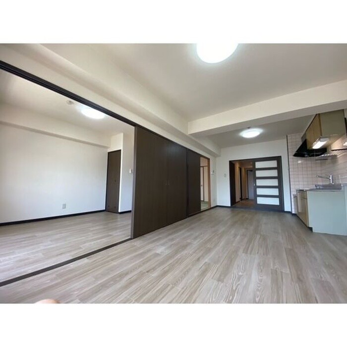 物件内観写真10　(居室)