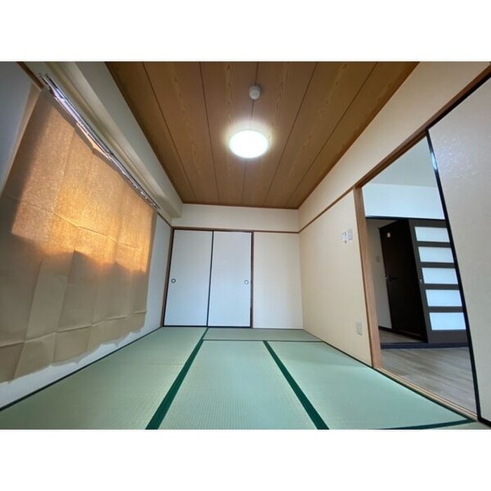 物件内観写真11　(居室)