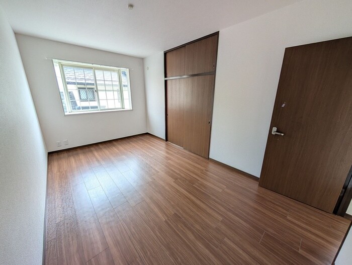 物件内観写真9　(居室)