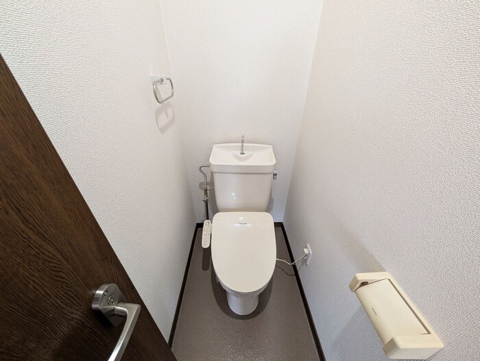 物件内観写真13　(トイレ)