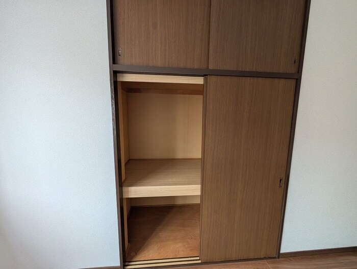 物件内観写真19　(収納)