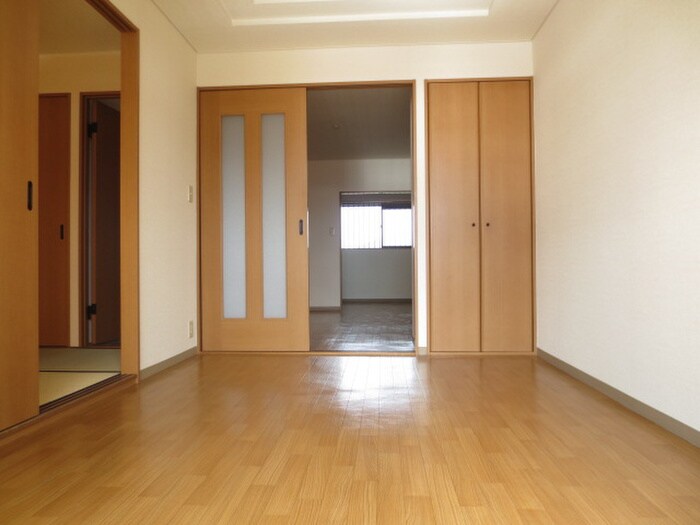 物件内観写真16　(居室)