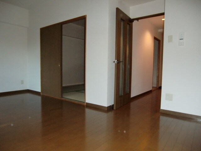 物件内観写真11　(居室)