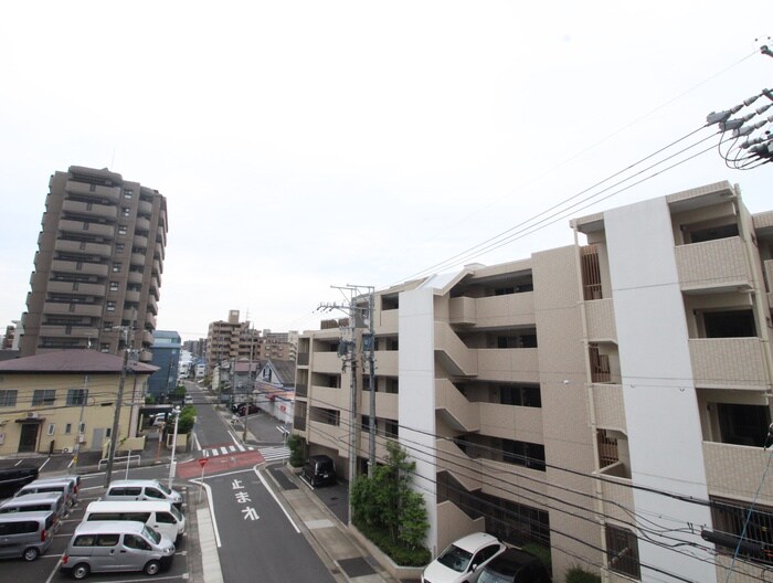 物件内観写真20　(室内からの展望)