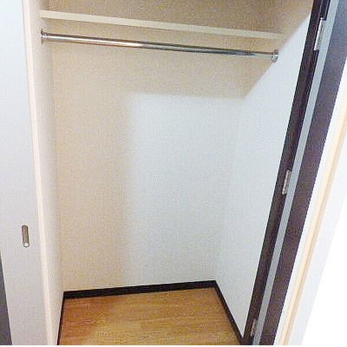 物件内観写真8　(収納)