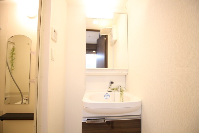 物件内観写真13　(洗面)