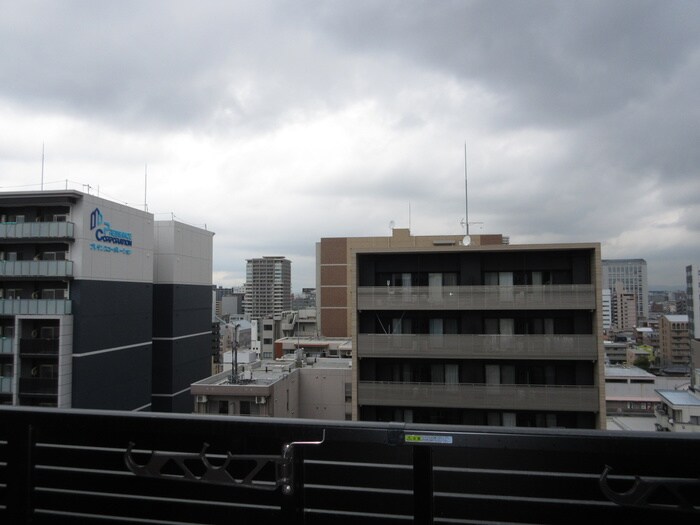 物件内観写真15　(室内からの展望)