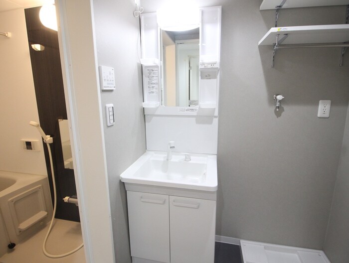 物件内観写真12　(洗面)