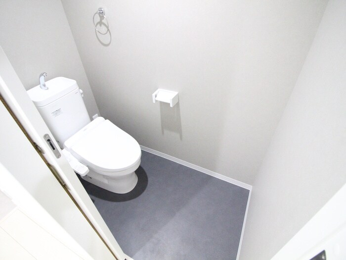 物件内観写真14　(トイレ)