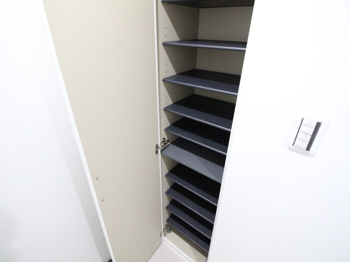 物件内観写真21　(靴箱)