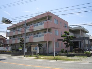 アビテ・ナポ－ル外観写真