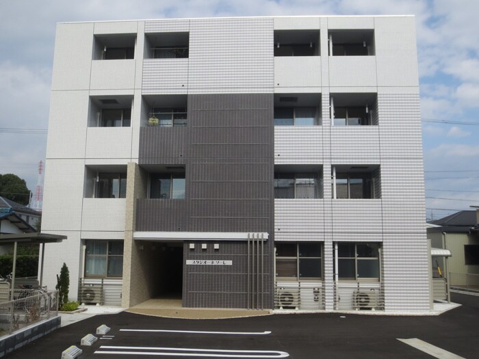 スタジオーネ ソーレの物件外観写真